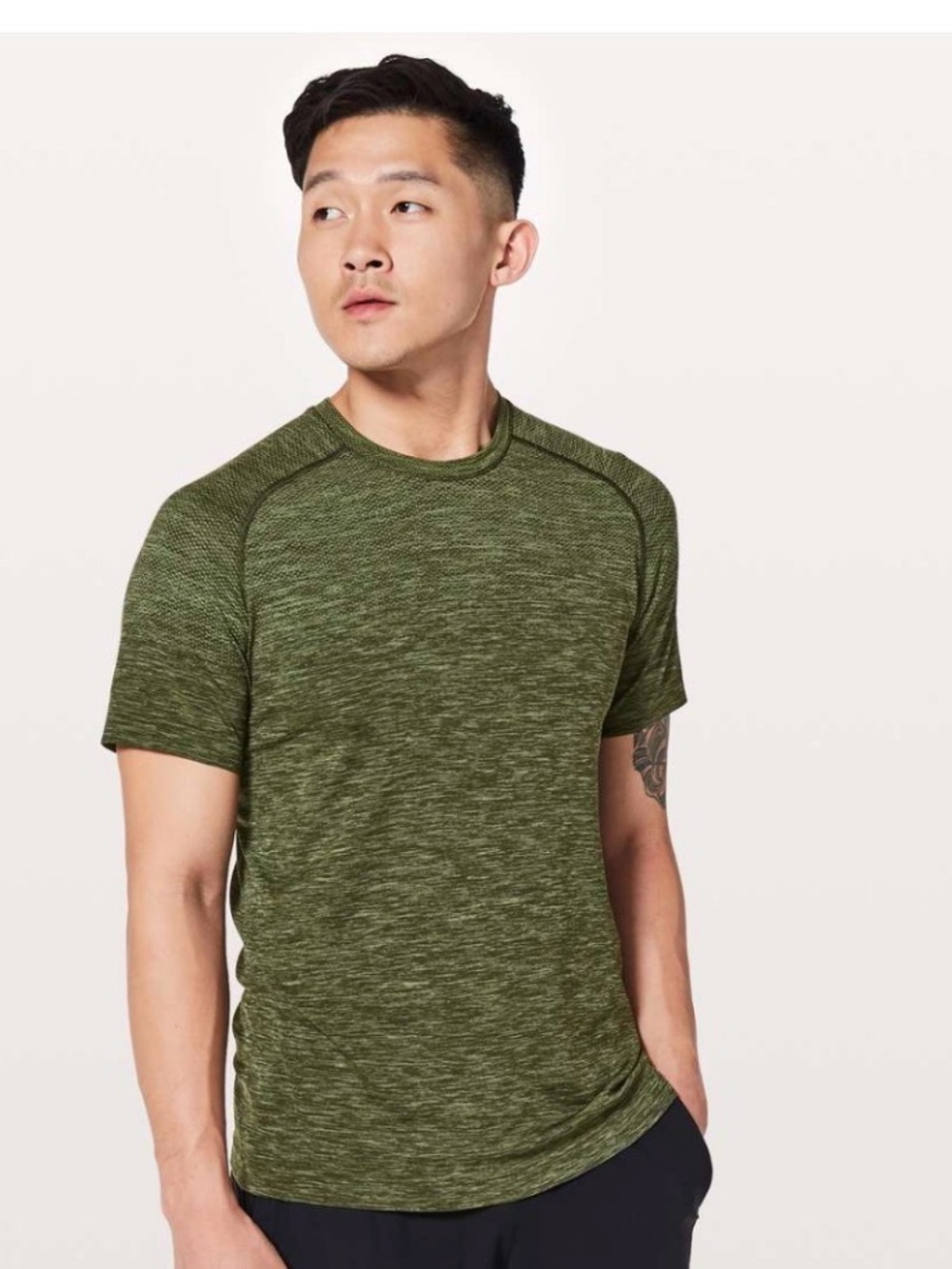 lululemon athletica Men's Short Sleeve Crew Tee - Olive